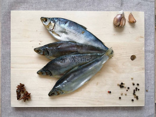 Рыбные снеки: Пелядь вяленая