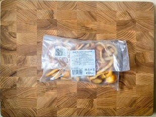 Чичарроны со вкусом сметаны и лука: Сыр 150 гр ГОРНЫЙ СЫРОВАР (Ассорти копчёный)