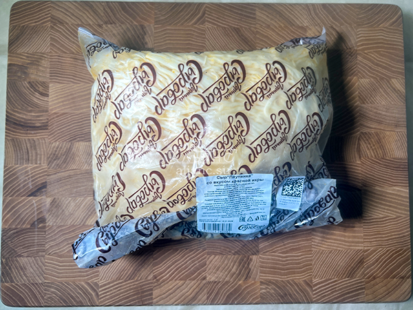 Сыр 1 кг ГОРНЫЙ СЫРОВАР (Паутинка со вкусом красной икры) в Орехово-Зуевое